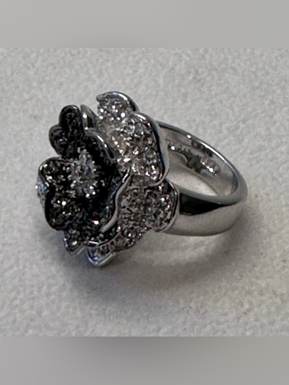 Vintage Nolan Miller Black Ice Pave Crystal Flower Cocktail Statement Ring SZ 7